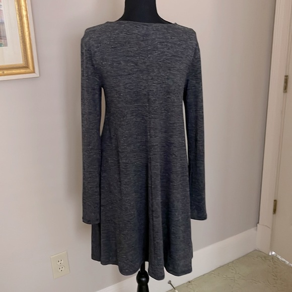 Old Navy A Line dress in gray - Picture 2 of 2